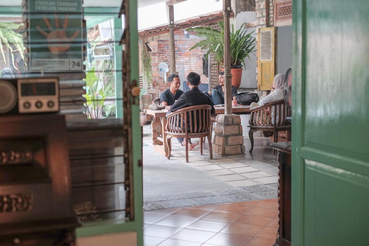 Abrakadabra 747 Lejlighed Yogyakarta Eksteriør billede